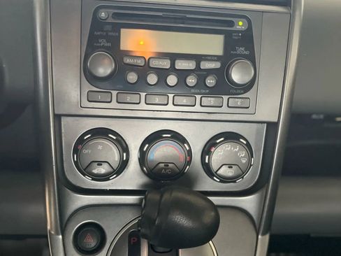 Used 2005 Honda Element EX image 4