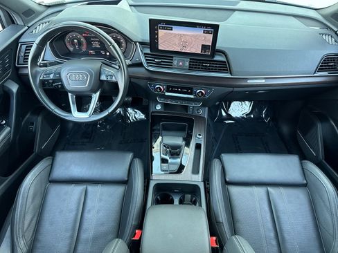Used 2024 Audi Q5 2.0T Prestige w/ Prestige Package AWD/4WD image 16