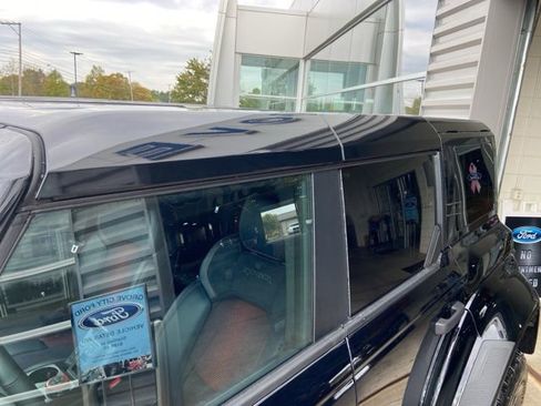 New 2025 Ford Bronco Raptor image 9