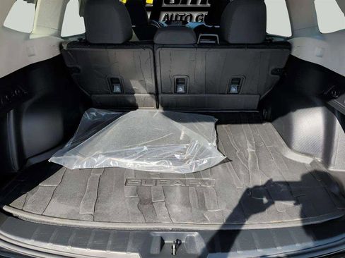 Used 2019 Subaru Forester Premium image 18