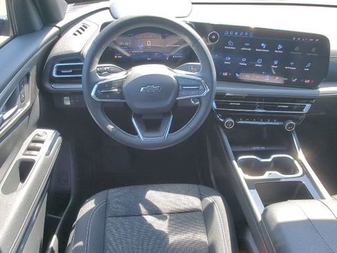 New 2026 Chevrolet Traverse LT w/ Midnight/Sport Edition FWD image 6