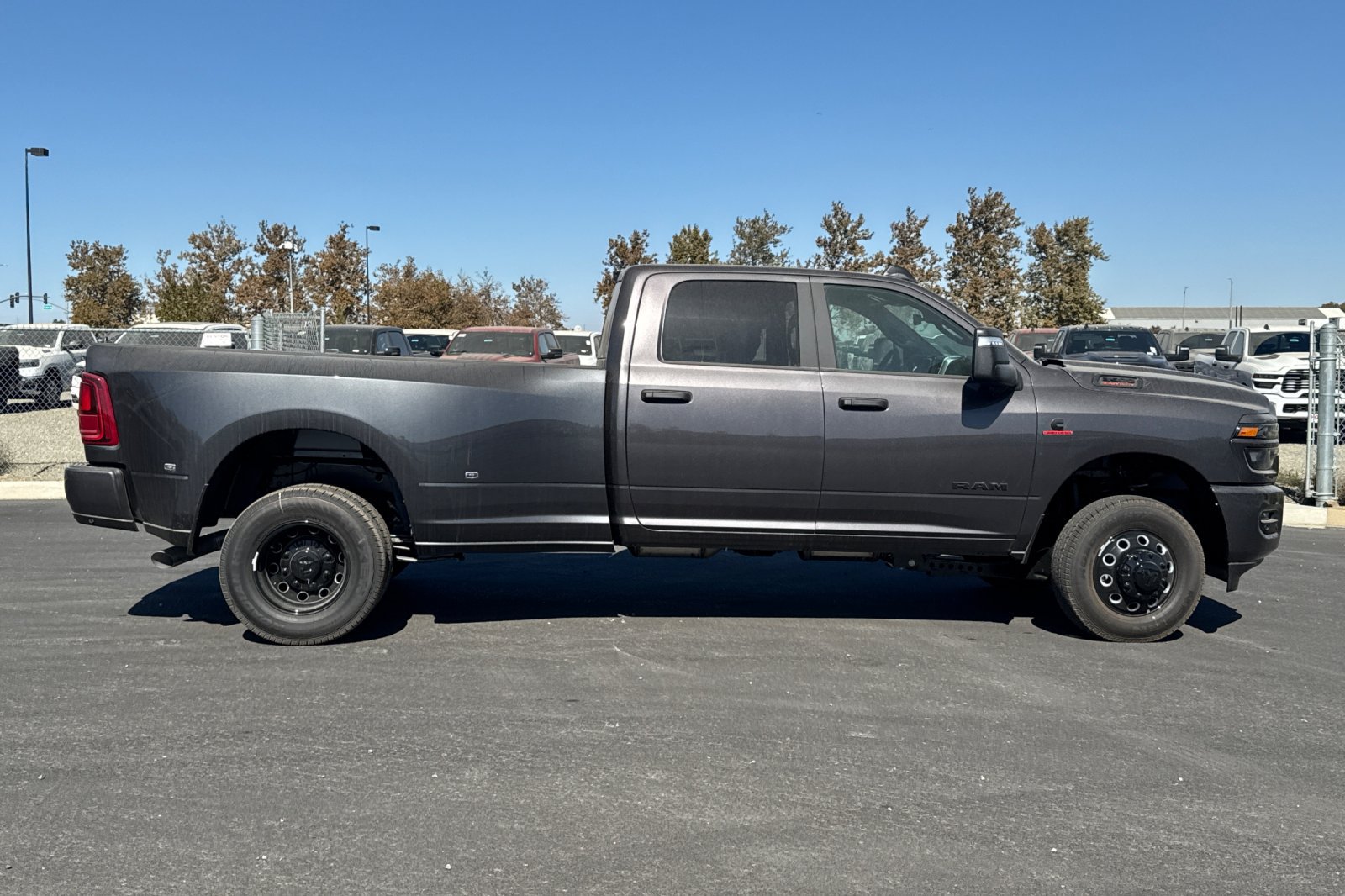 New 2027 RAM 3500 Big Horn AWD/4WD image 2