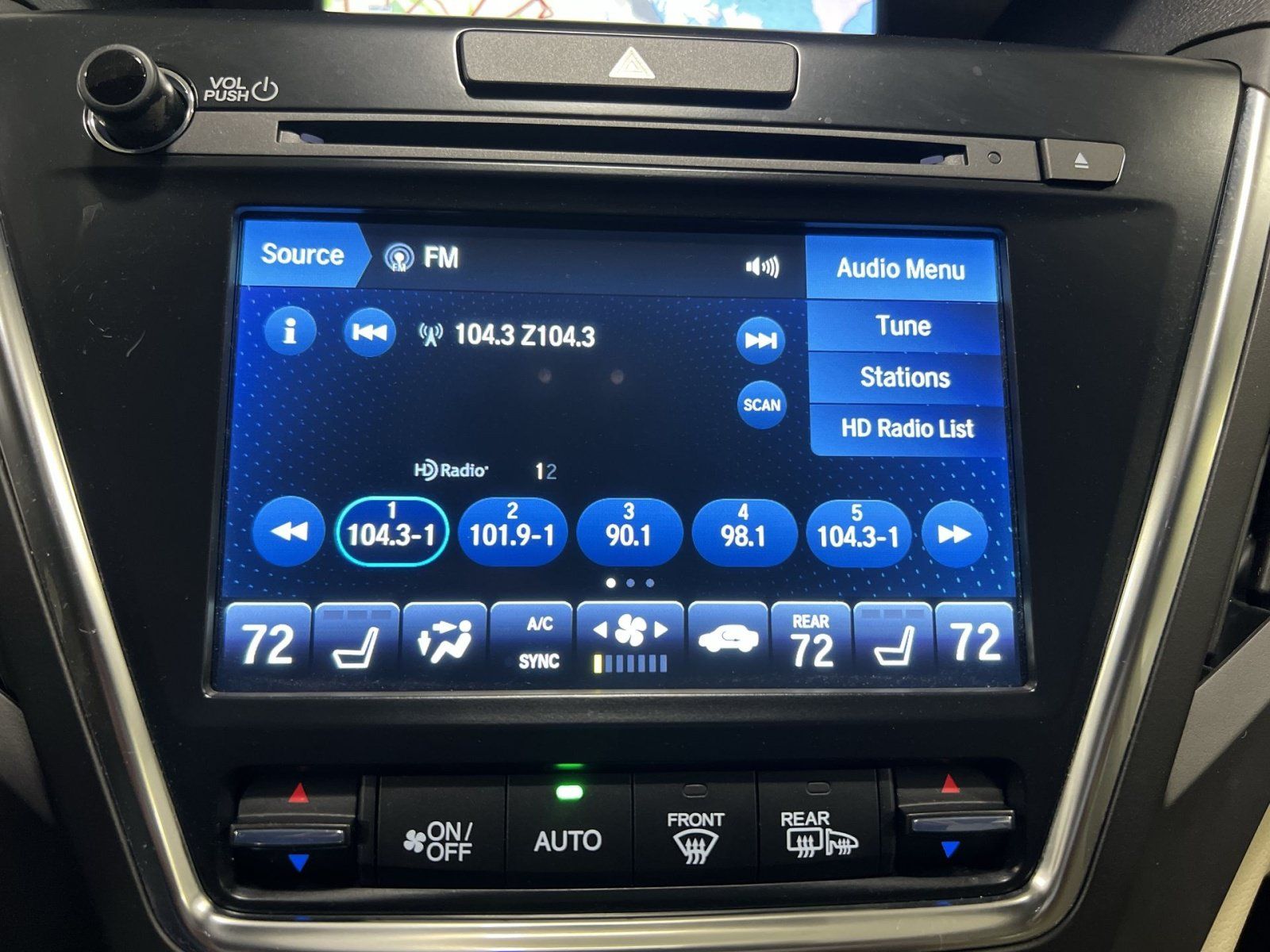 Used 2020 Acura MDX w/ Technology Package AWD/4WD image 18
