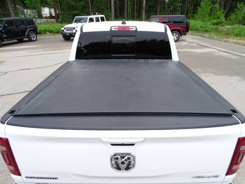 Used 2022 RAM 1500 4x4 Crew Cab Big Horn image 49
