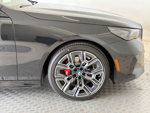 New 2026 BMW 530i xDrive w/ M Sport Package AWD/4WD image 12