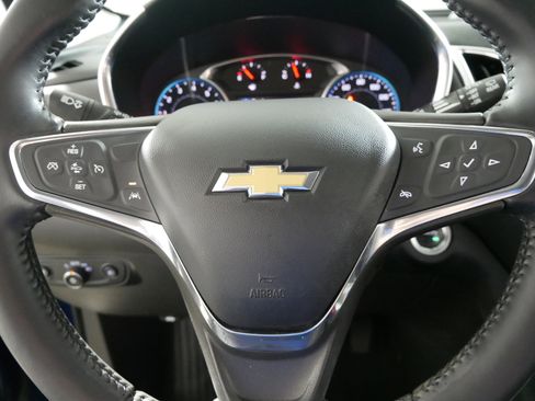 Used 2021 Chevrolet Equinox LT image 25