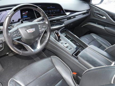 Used 2021 Cadillac Escalade ESV Sport w/ Driver Assist Tech Package image 16