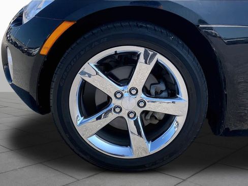 Used 2007 Pontiac Solstice Convertible w/ Premium Package RWD image 9