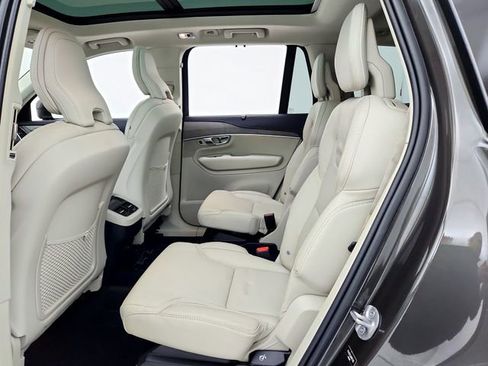 Certified 2022 Volvo XC90 T6 Inscription w/ Advanced Package image 30