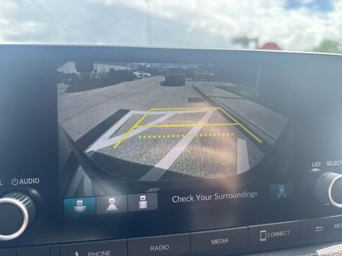 Used 2025 Honda CR-V Sport image 18