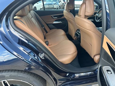 Used 2026 Mercedes-Benz E 350 4MATIC Sedan image 18