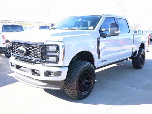New 2026 Ford F250 Lariat w/ Black Appearance Package image 2