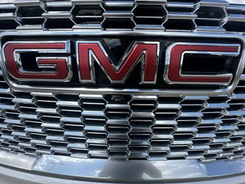 Certified 2023 GMC Yukon XL Denali image 74