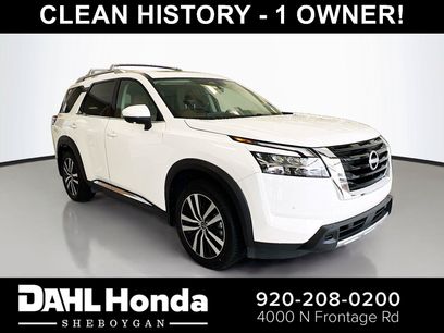 Used 2024 Nissan Pathfinder Platinum w/ Cargo Package