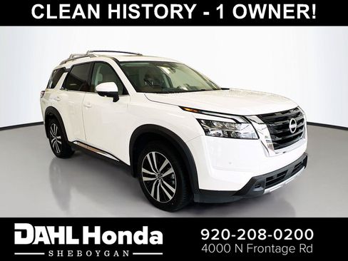 Used 2024 Nissan Pathfinder Platinum w/ Cargo Package FWD image 1