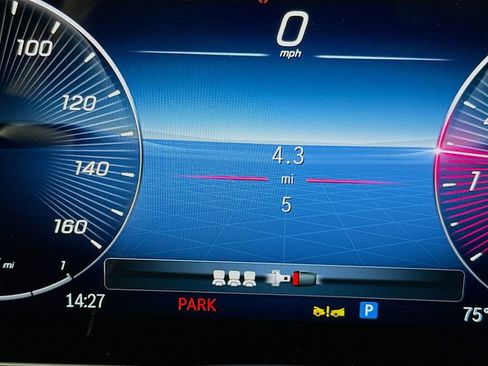 Used 2026 Mercedes-Benz GLE 350 4MATIC image 12