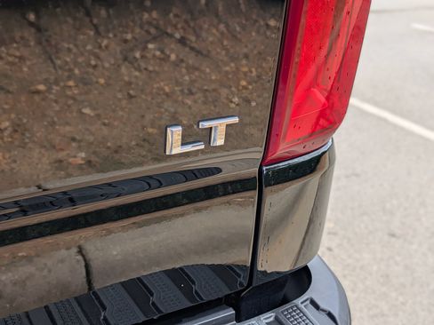Used 2021 Chevrolet Silverado 1500 LT Trail Boss w/ Convenience Package II AWD/4WD image 33