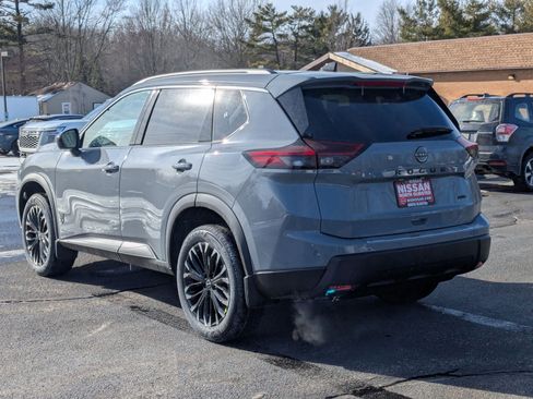 New 2026 Nissan Rogue SV image 8