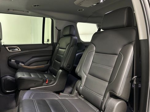 Used 2020 GMC Yukon XL Denali w/ Open Road Package AWD/4WD image 32