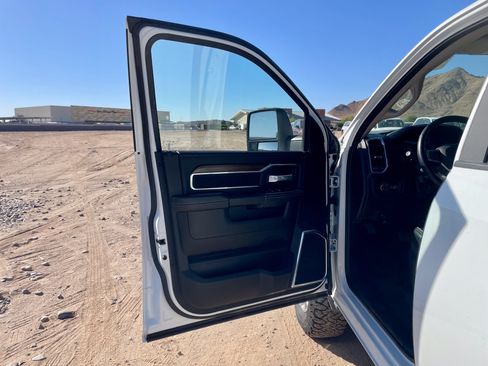Used 2024 RAM 2500 Laramie w/ Safety Group AWD/4WD image 12