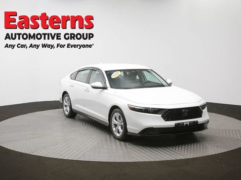 Used 2025 Honda Accord LX image 48