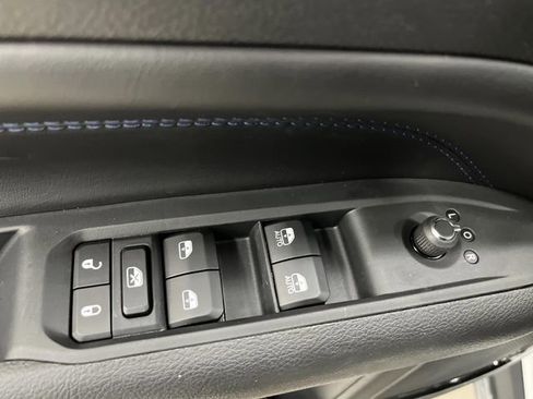 New 2026 Jeep Compass Limited image 27