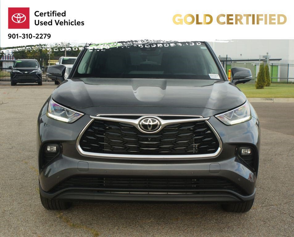 Used 2025 Toyota Highlander Limited AWD/4WD image 25