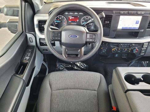 Used 2024 Ford F250 XL w/ STX Appearance Package AWD/4WD image 21