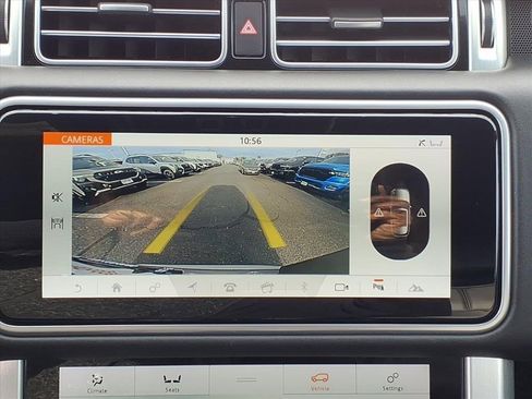 Used 2020 Land Rover Range Rover Long Wheelbase HSE image 11