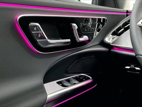 New 2026 Mercedes-Benz E 450 4MATIC Sedan image 18