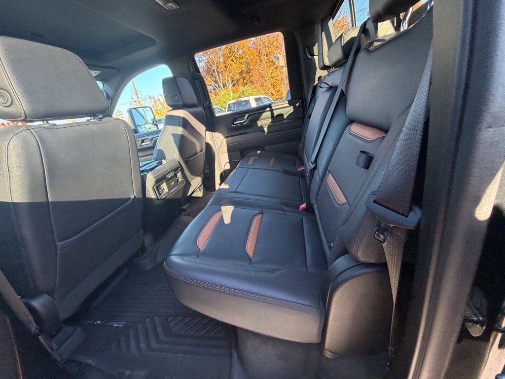 Used 2024 GMC Sierra 2500 AT4 w/ AT4 Premium Plus Package AWD/4WD image 44