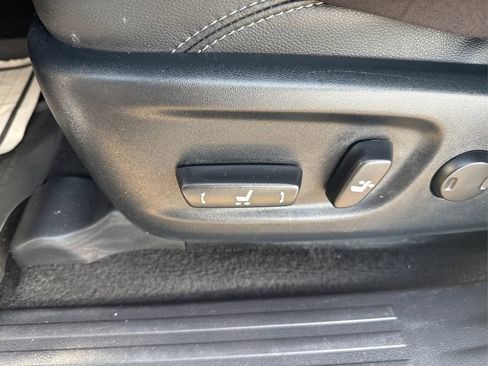 Used 2024 Toyota 4Runner SR5 Premium w/ Moonroof Package image 37