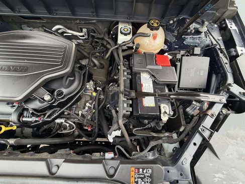 Used 2019 GMC Acadia SLT w/ LPO, Floor Liner Package AWD/4WD image 39