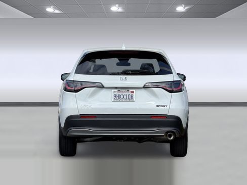 Used 2024 Honda HR-V Sport image 9