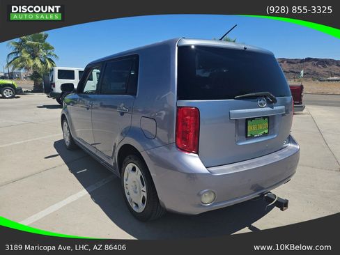 Used 2009 Scion xB FWD image 4