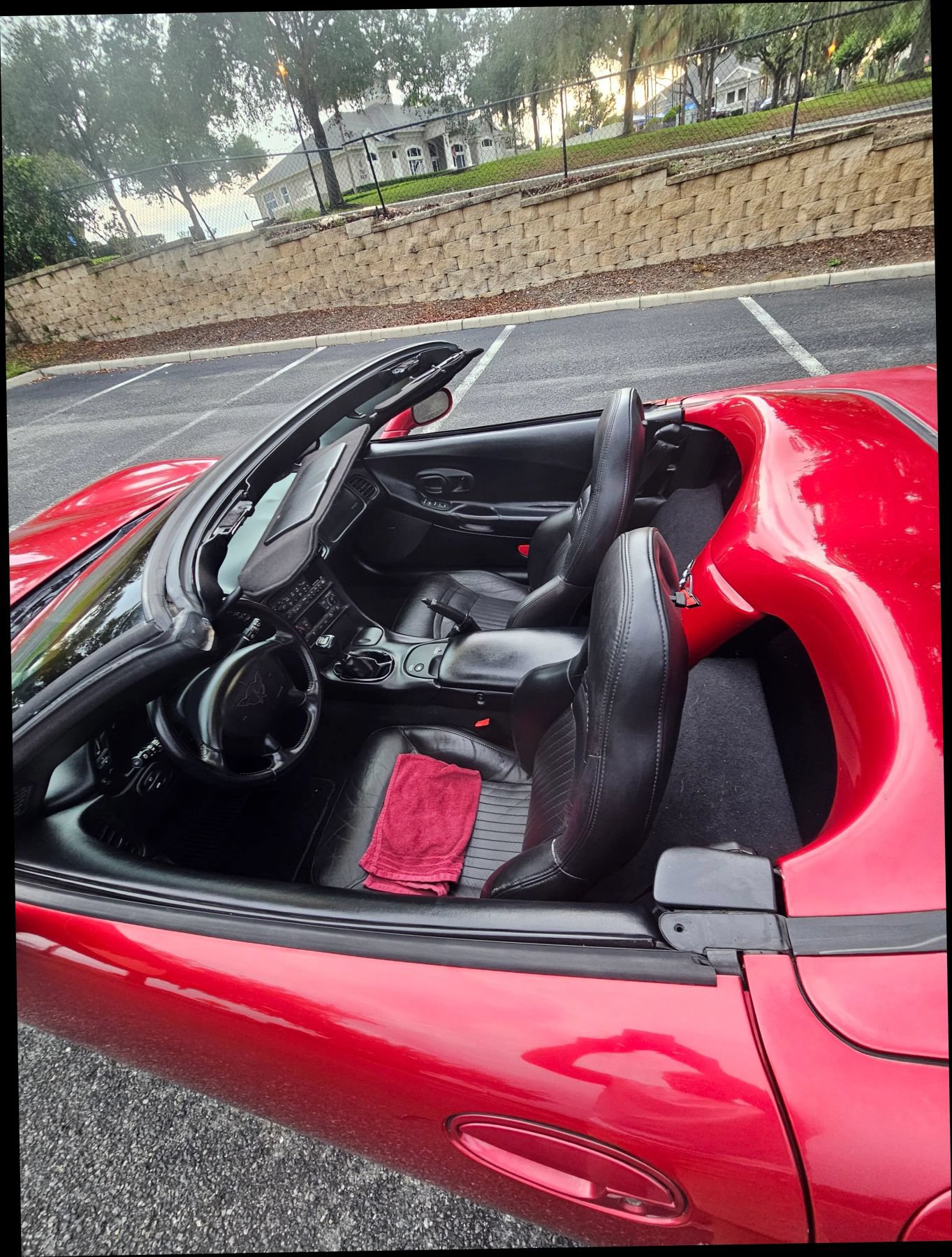 Used 2004 Chevrolet Corvette Coupe w/ Preferred Equipment Group RWD image 25