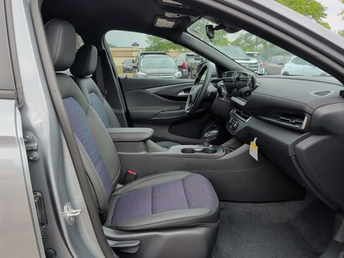 New 2026 Buick Envista Sport Touring w/ Convenience I Package FWD image 42