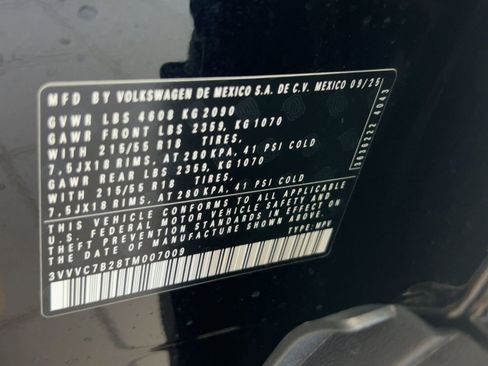 New 2026 Volkswagen Taos SE image 20