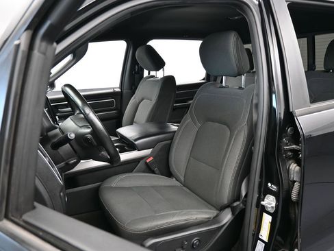 Used 2021 RAM 1500 Big Horn image 10