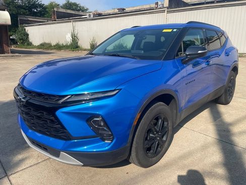 Used 2024 Chevrolet Blazer LT w/ Midnight/Sport Edition AWD/4WD image 10