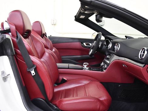 Used 2013 Mercedes-Benz SL 63 AMG image 12