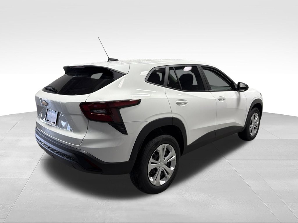New 2026 Chevrolet Trax LS FWD image 10