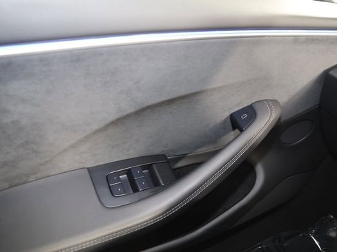 Used 2024 Tesla Model 3 Long Range AWD/4WD image 27