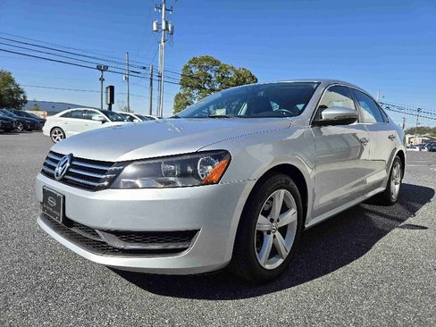 Used 2012 Volkswagen Passat 2.5 SE image 7