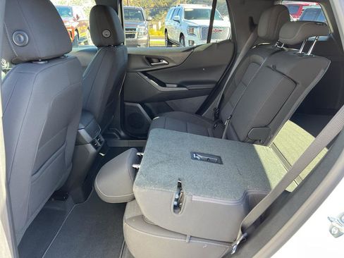 New 2026 Chevrolet Equinox LT image 16