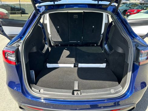 Used 2021 Tesla Model Y Long Range image 60