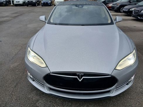 Used 2015 Tesla Model S 60 image 3