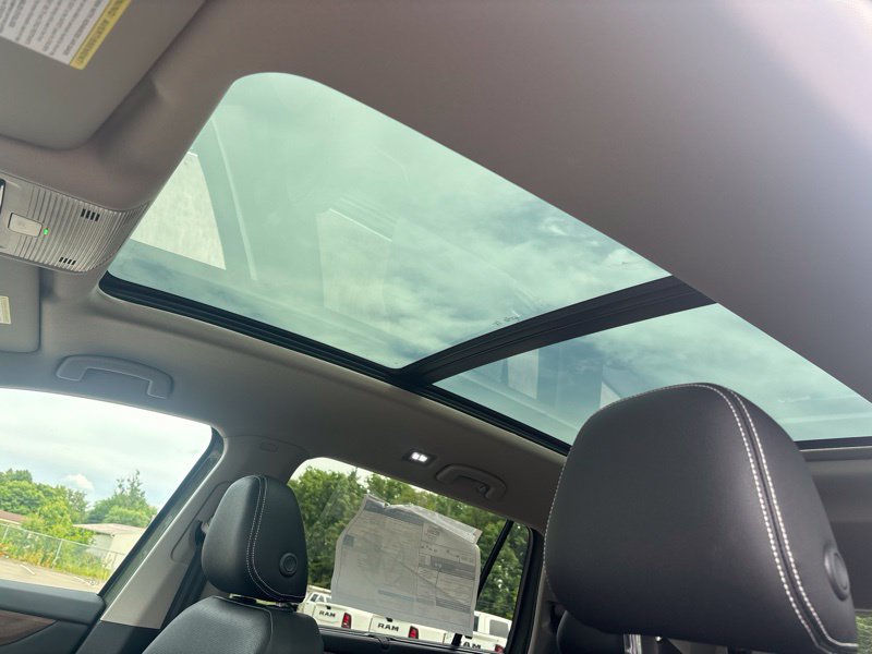 New 2026 Volkswagen Atlas SE FWD image 30