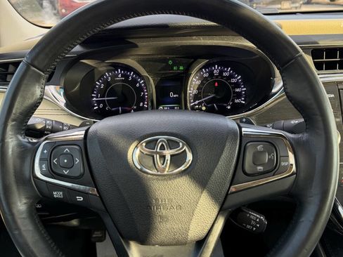 Used 2014 Toyota Avalon Limited image 20