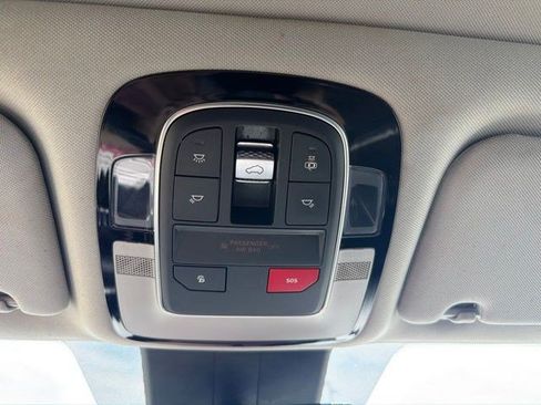 Used 2023 Hyundai Santa Fe SEL w/ Premium Package AWD/4WD image 35